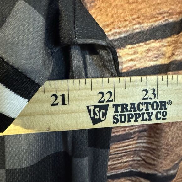 AC/DC High Voltage Checkerboard L Soccer Jersey Mens Graphic Tee Band Rock Shirt - Picture 6 of 6